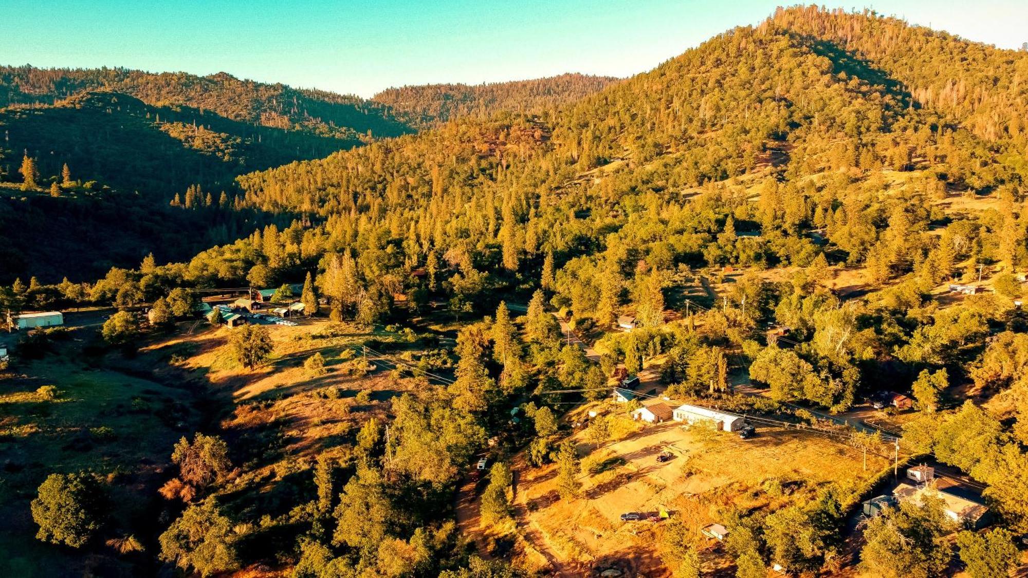 Campground At Sequoia Mountain Farms - Bring Your Own Tent Or Rv - No Bedrooms Or Beds Provided Miramonte Kültér fotó